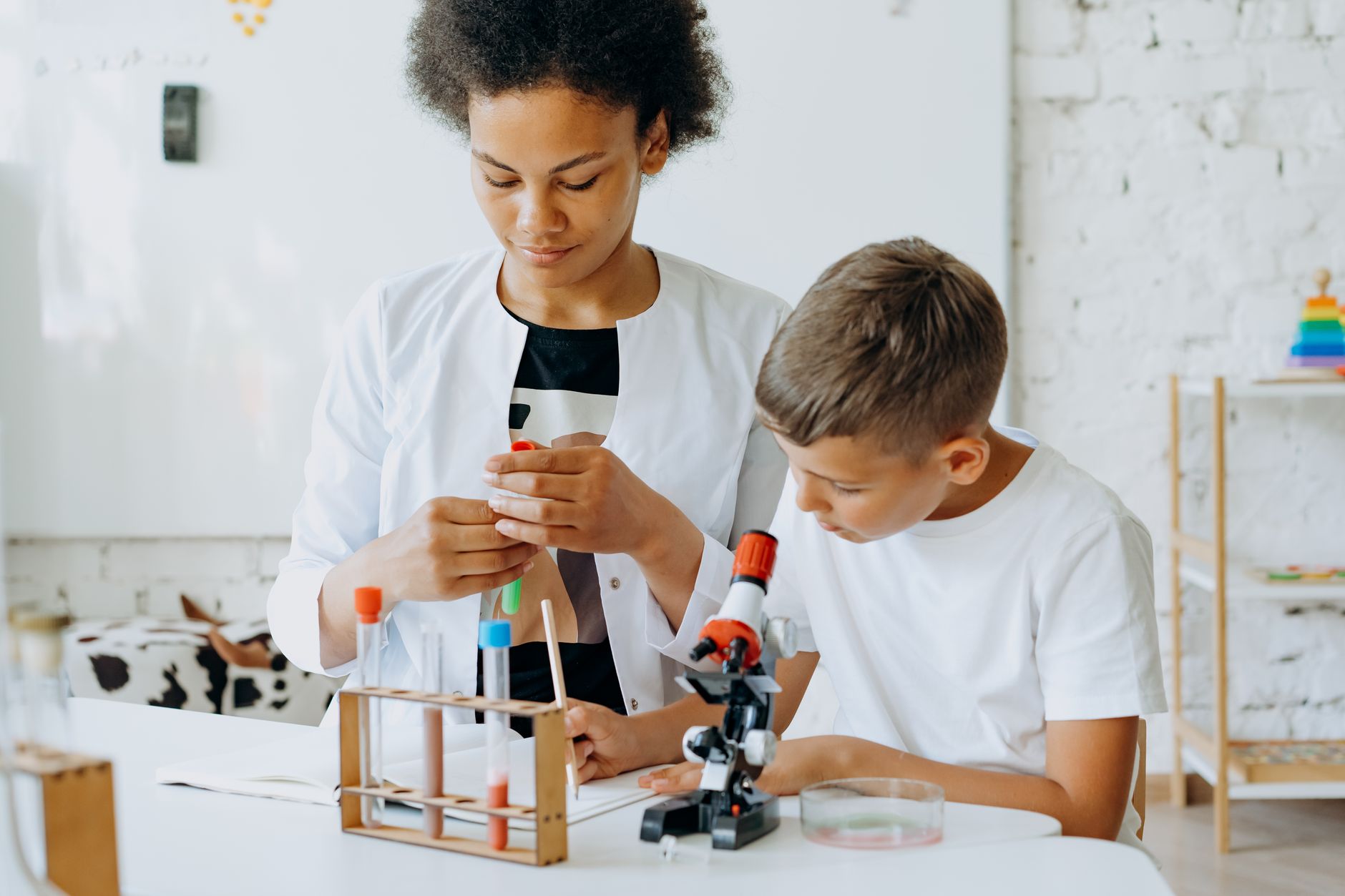 Namakwa young scientists prepare for regional science fairs