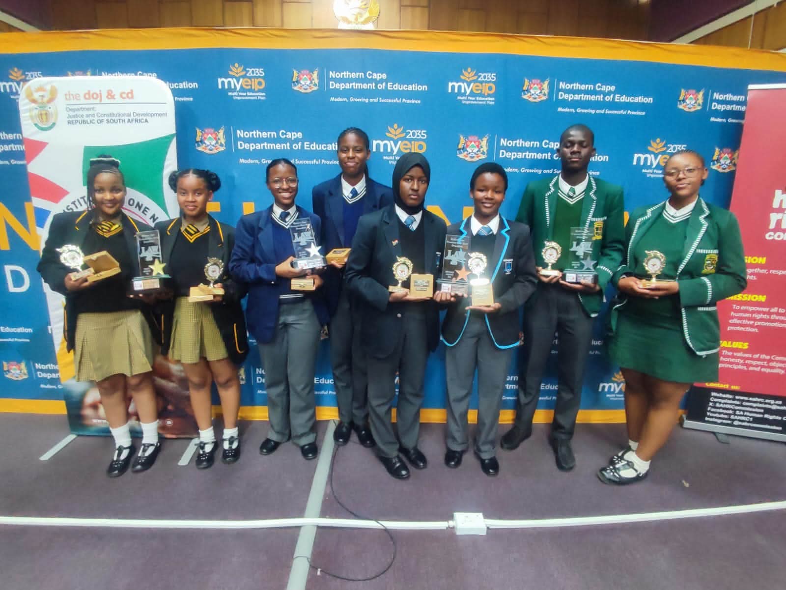 Top vier skole verteenwoordig Noord-Kaap by nasionale skynhof 
